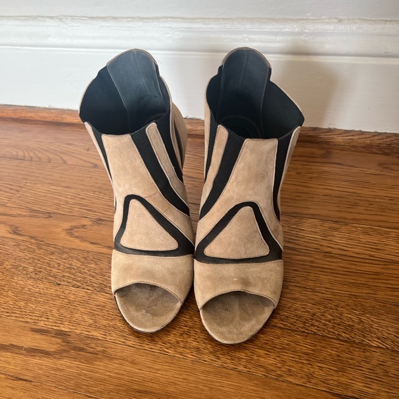 Balenciaga Paris Heels - Picture 2 of 6